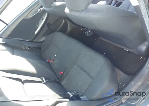 2010 Toyota Corolla S из США, поврежденный, VIN 1NXBU4EE7AZ370747